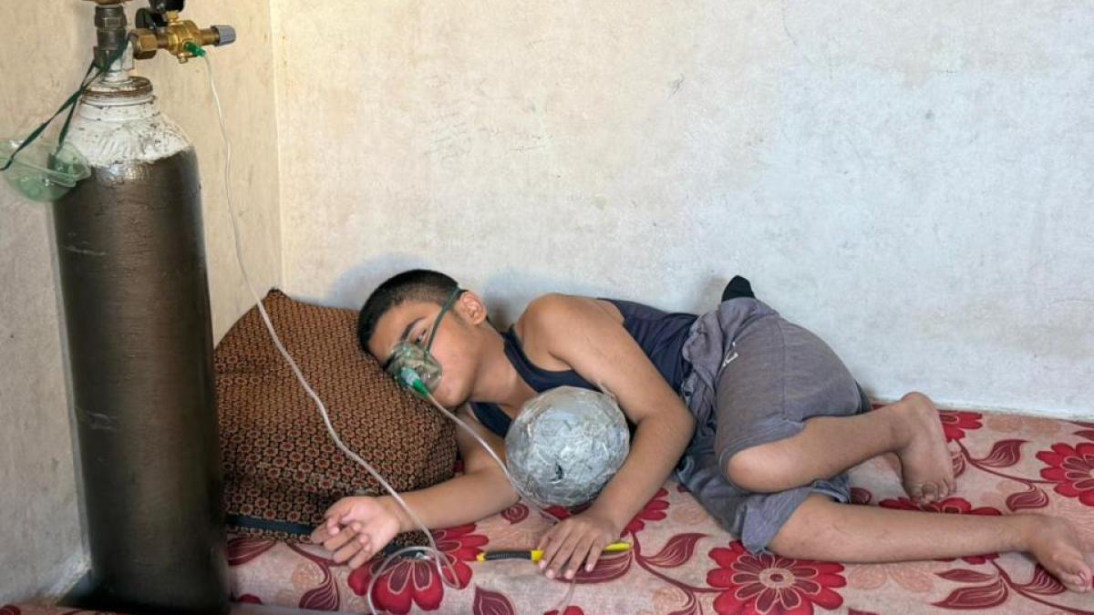 Breathing depends on a cylinder: Gaza faces medical oxygen crisis | Israel-Palestine conflict