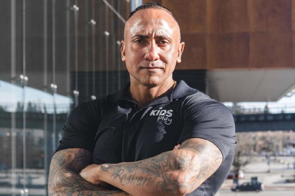 BREAKING: Fraud, theft charges for Vancouver cop who runs Surrey foundation for kids