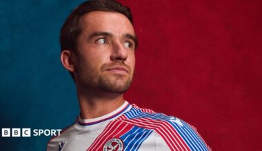 Ben Chilwell signs for Palace