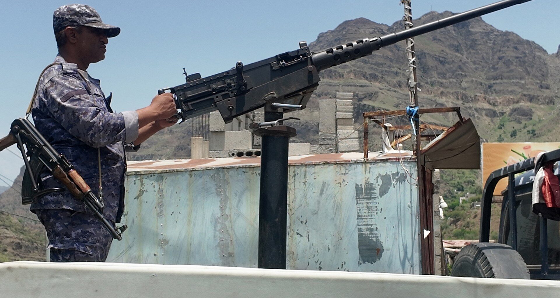 Yemen gov’t forces advance in Taiz as Houthis claim attack on Saudi Arabia | Houthis News