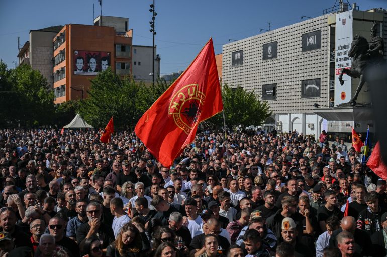 Kosovo Albanians gather during a rally in Pristina on September 16, 2026 to call for an acquittal, on the day of the war crimes verdict in the trial held in The Hague of former Kosovo President Hashim Thaci and three senior ex-guerrilla leaders.