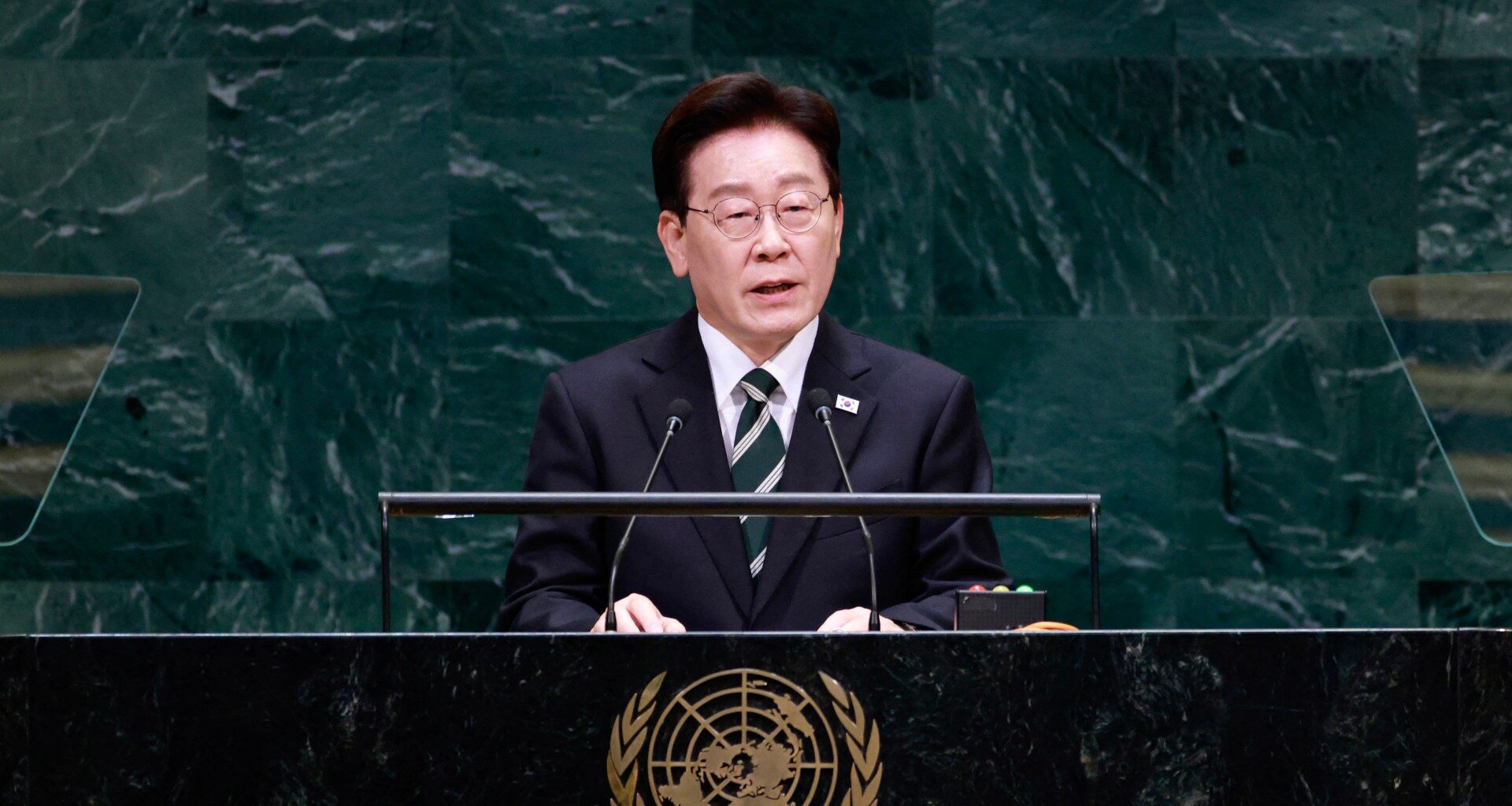 South Korea, Ukraine relations sour over North Korean POW transfer | Russia-Ukraine war News