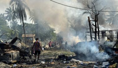 Myanmar military launches air strike on Rakhine market, killing at least 33 | Conflict News
