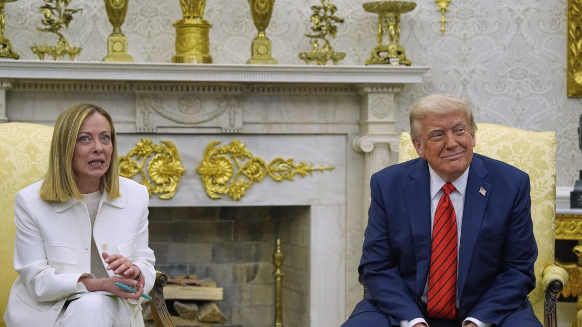 President Donald Trump meets with Italy's Prime Minister Giorgia Meloni in the Oval Office of the White House, Thursday, April 17, 2025, in Washington. (AP Photo/Alex Brandon)