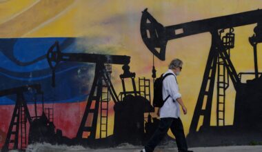 White House unveils more details of Trump’s Venezuela oil deal | Donald Trump News