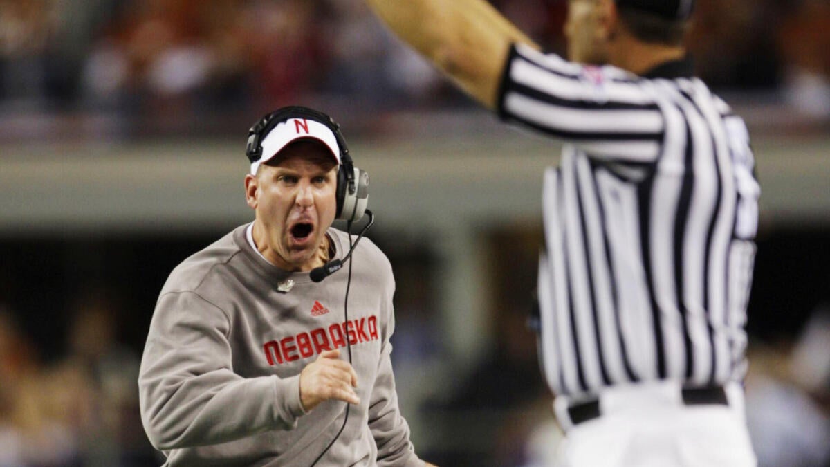 Most controversial finishes in college football history: Revisiting wild endings after Michigan-Western Michigan