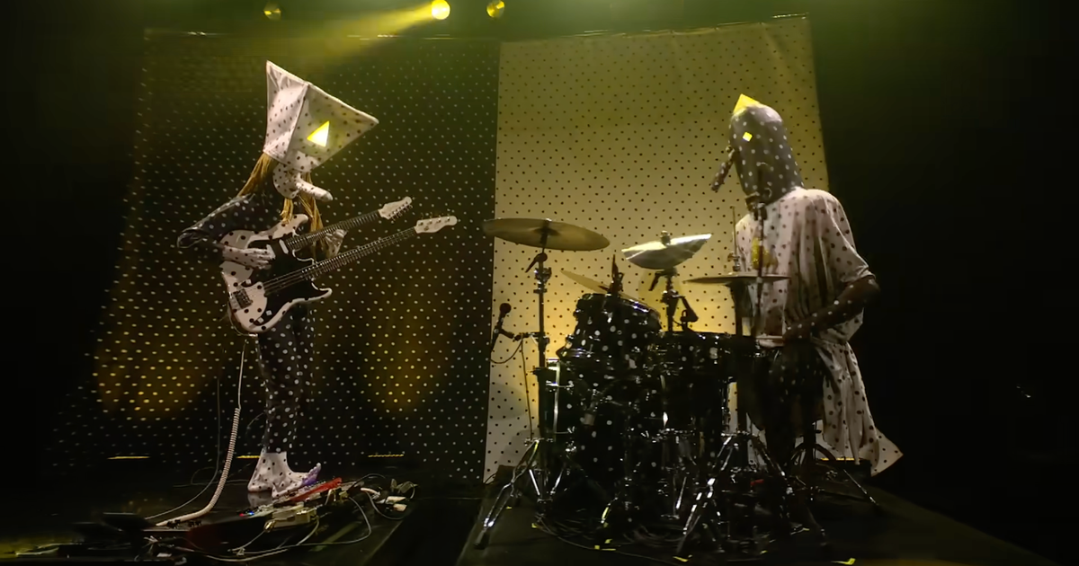 Angine de Poitrine’s ‘Tonight Show’ Performance Must Be Seen