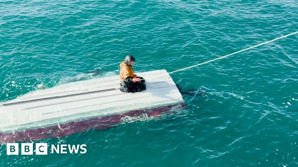 Teen boy rescued after days adrift in Alaskan waters - BBC