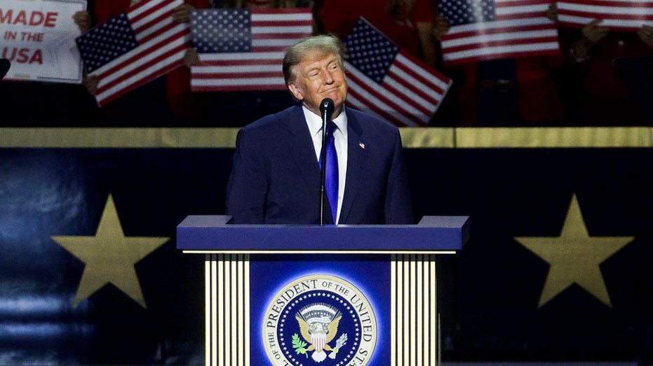 President Trump speaks at the RNC Midterm Convention