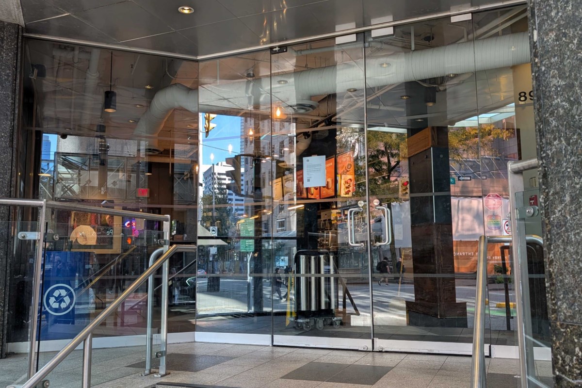 Three Vancouver Starbucks locations close