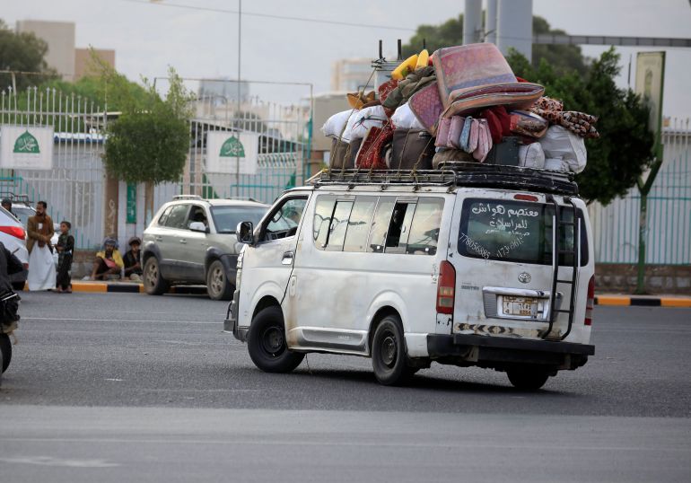 epa13215552 People ride a bus loaded with belongings along a street in Sana'a, Yemen, 05 September 2026. Yemen is experiencing an escalation of fighting in the southwestern city of Taiz between Saudi-backed government forces and the Houthi fighters, displacing nearly 1,800 families over the past two days, according to a statement by the UN Office for the Coordination of Humanitarian Affairs (OCHA). EPA/YAHYA ARHAB