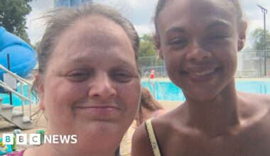 Mother demands answers, weeks after black woman found hanging from Mississippi tree - BBC