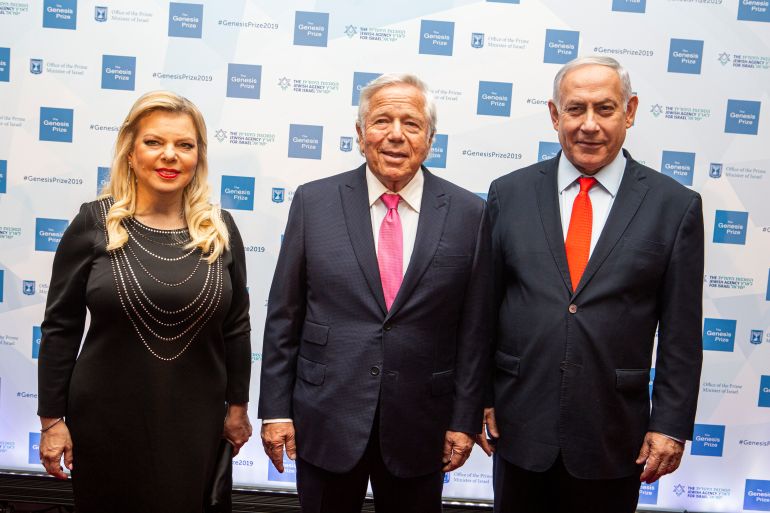 JERUSALEM, ISRAEL - JUNE 20: (L to R ) Sara Netanyahu, Robert Kraft, Israeli Prime Minister Benjamin Netanyahu during the red carpet at the Genesis Prize at The Jerusalem Theater on June 20, 2019 in Jerusalem, Israel. (Photo by Lior Mizrahi /Getty Images for Genesis Prize Foundation)