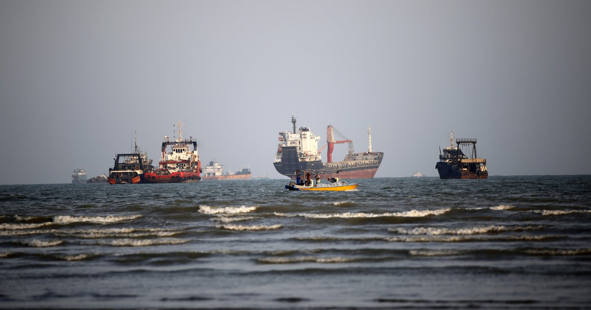 Iran War Updates: Oil prices jump to near 4-month high as Oman-Iran talks on Strait of Hormuz postponed