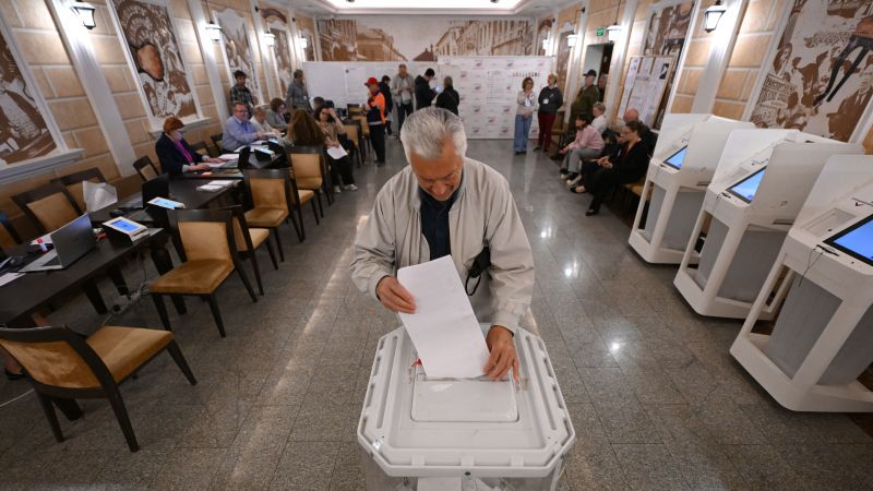 Ruling pro-Putin party set to win Russia’s tightly controlled wartime parliamentary election