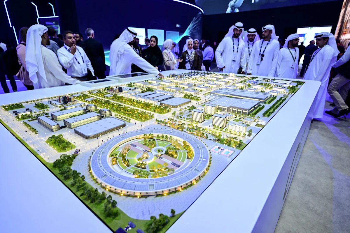 Big Tech's AI build-out ran to the Middle East. Then the Iran war hit.