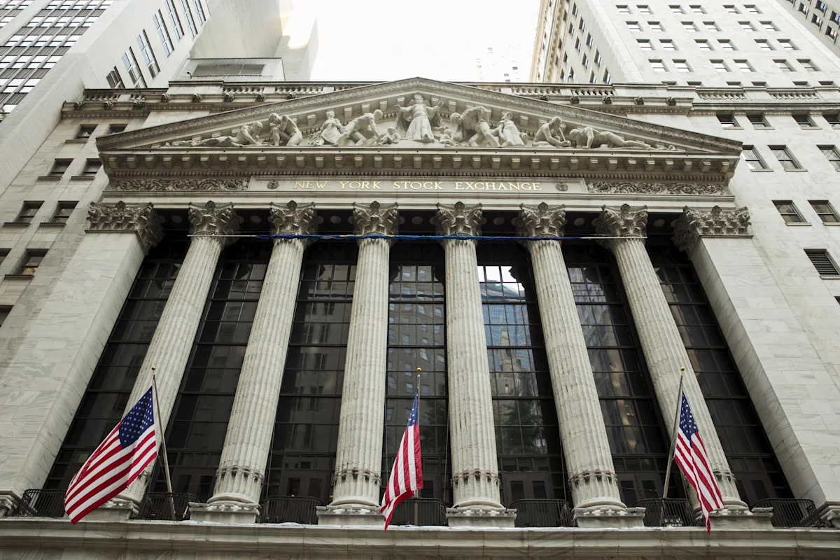 Stock market today: Dow, S&P 500, Nasdaq fall as oil prices rise, US-Canada trade war escalates