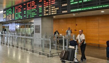 Flights between Iraq’s Najaf and Iran resumed as Tehran protests US curbs