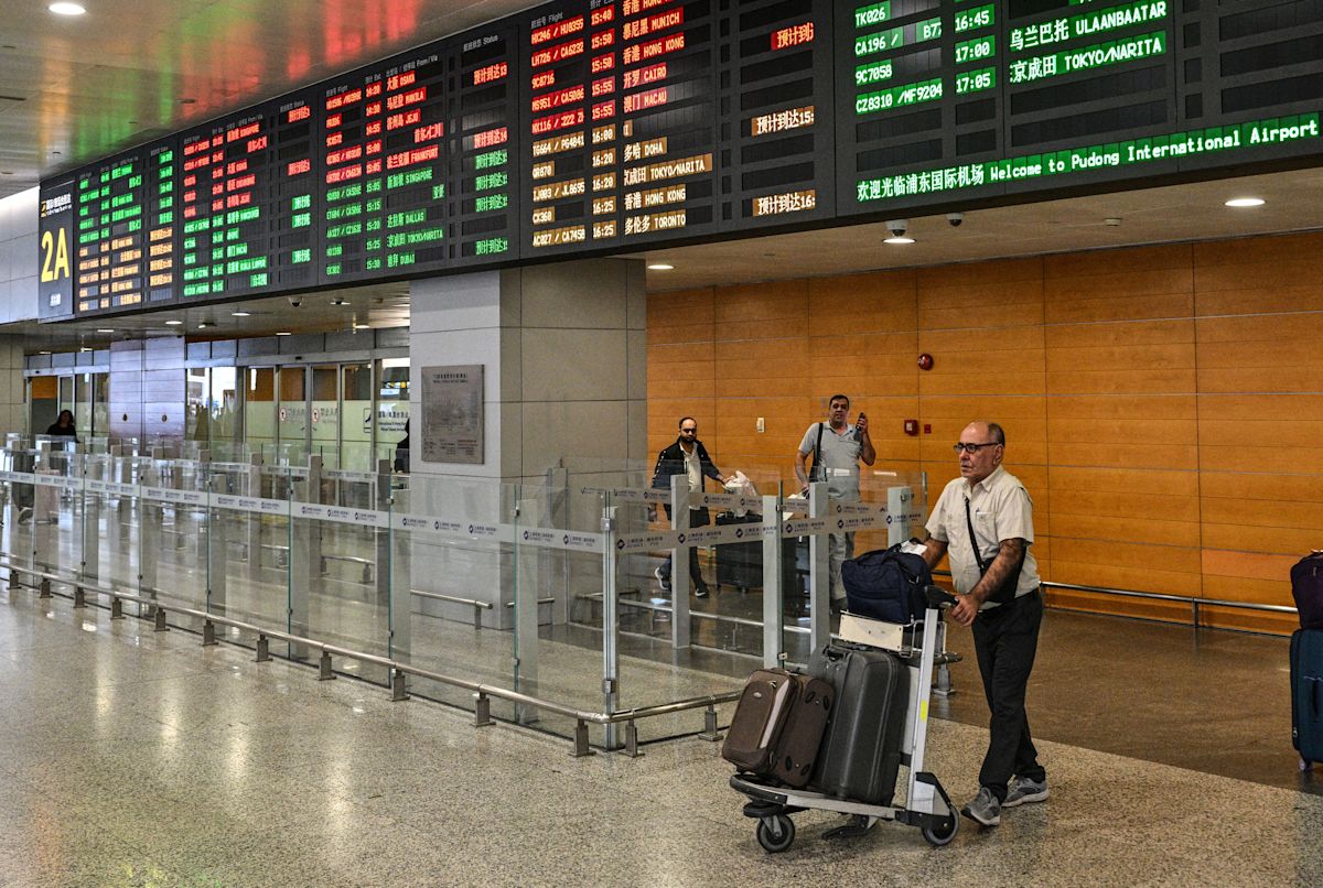 Flights between Iraq’s Najaf and Iran resumed as Tehran protests US curbs
