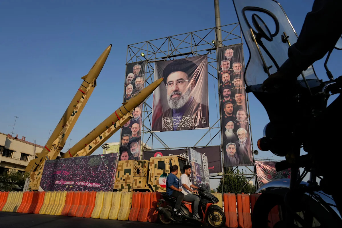 Iran's currency hits a new record low as war erodes the country's economic stability