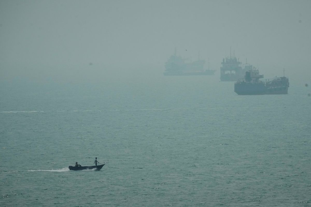 An Iranian commercial ship is struck near Strait of Hormuz with 1 dead, Iranian media say