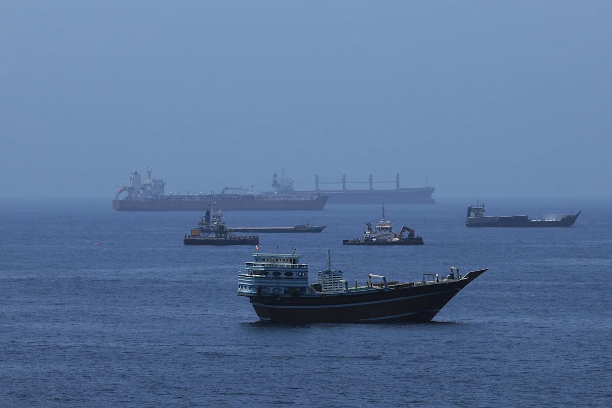 Oil Extends Gain as Iran Says Hormuz Deal With Oman Is Close