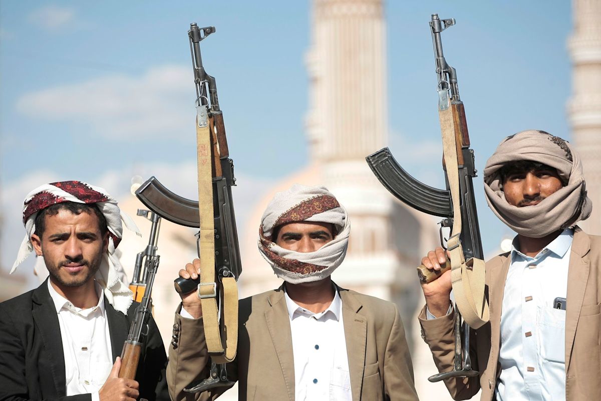 Yemeni leader urges general mobilization against Iran-backed Houthis