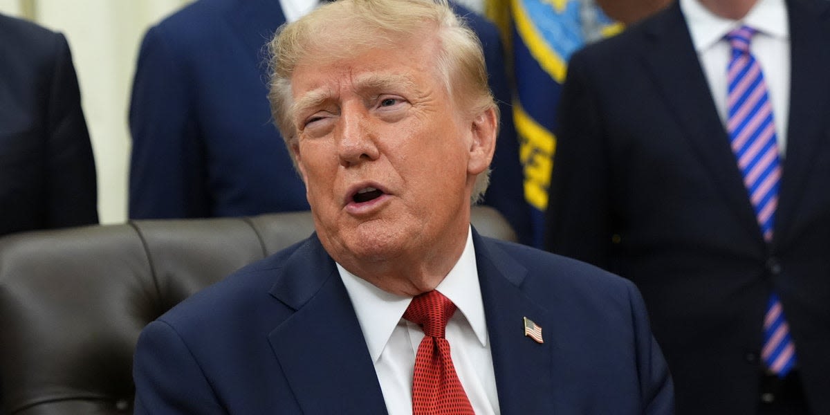 Trump Is Focused On Trying To End Iran War Without 'Looking Like A Sucker And A Failure'