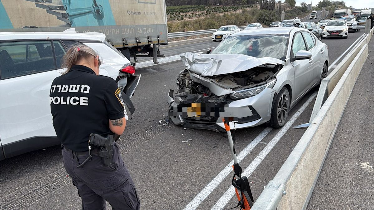 Some 18 injured in eight-car pileup on Highway 6 in central Israel, halting traffic