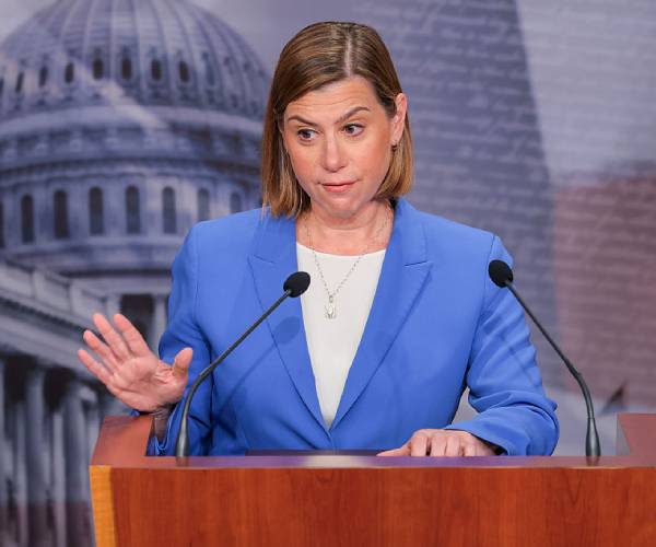 Senate Democrats Demand Answers on Iran War Cost