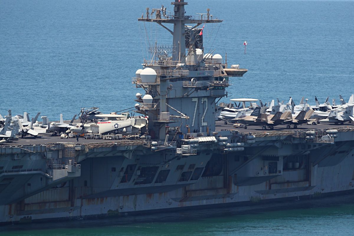 Trump accused of 'disrespect' as Navy admits 8 USS Lincoln suicide attempts