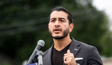 Abdul El Sayed targeted at town hall over response to Iran leader's death