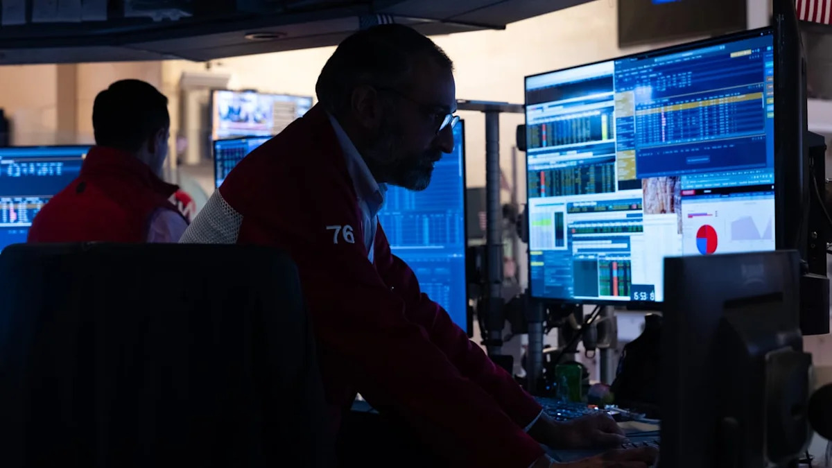 Dow drops 500 points as oil nears $100 amid Iran war