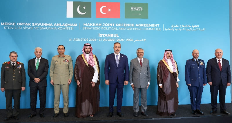 Analysis-As Saudi tensions with Iran-backed Houthis escalate, mediator Pakistan faces pressure to choose a side
