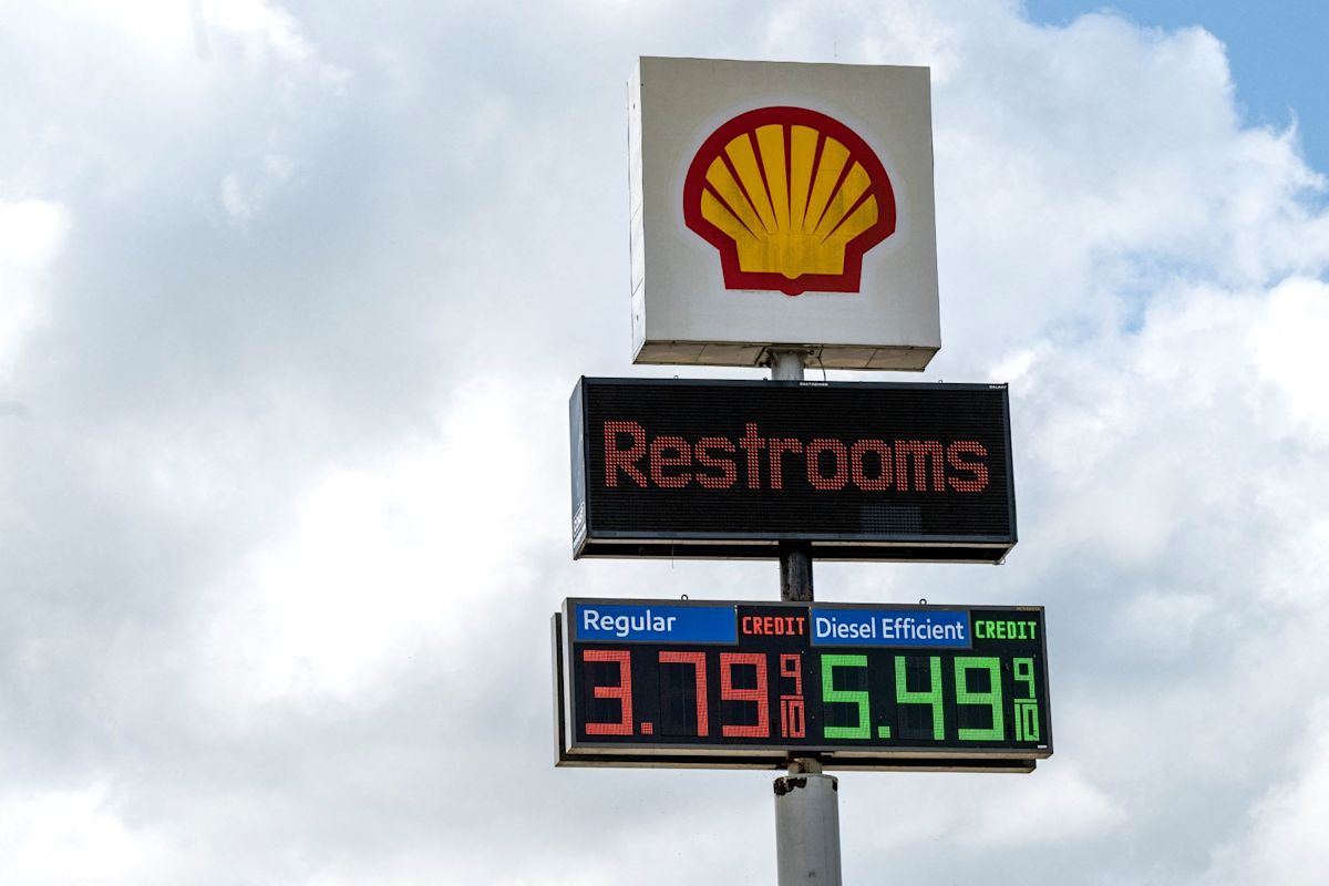 Texas drivers feel Iran conflict at the pump as gas hits $3.70 in Austin