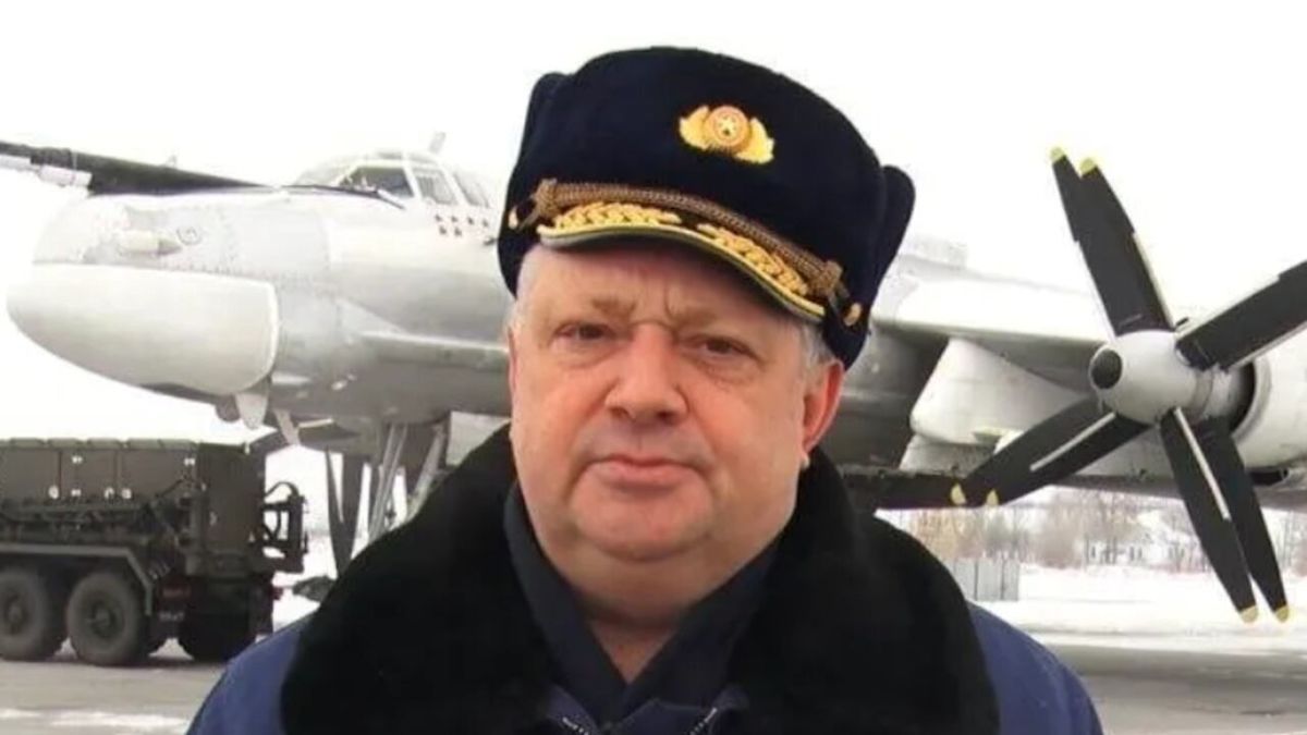 Putin’s Nuke Bomber General Shot in New Assassination Bid