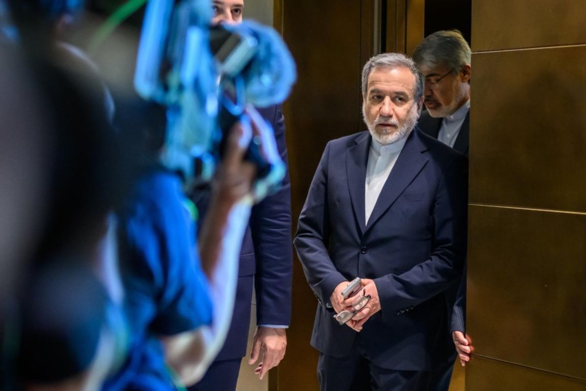Iran says it's ready to restart war with U.S., but diplomacy an option