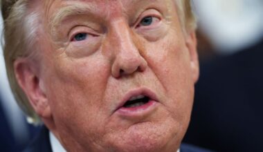Trump reportedly says he's thinking of 'blowing up' all of Iran