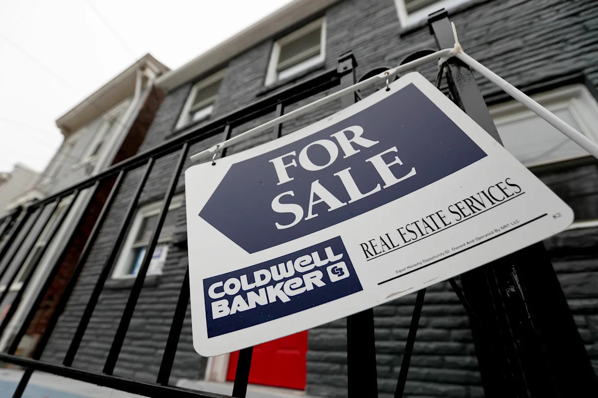 Mortgage rates surge to highest level in over two years: Mortgage and refinance interest rates today