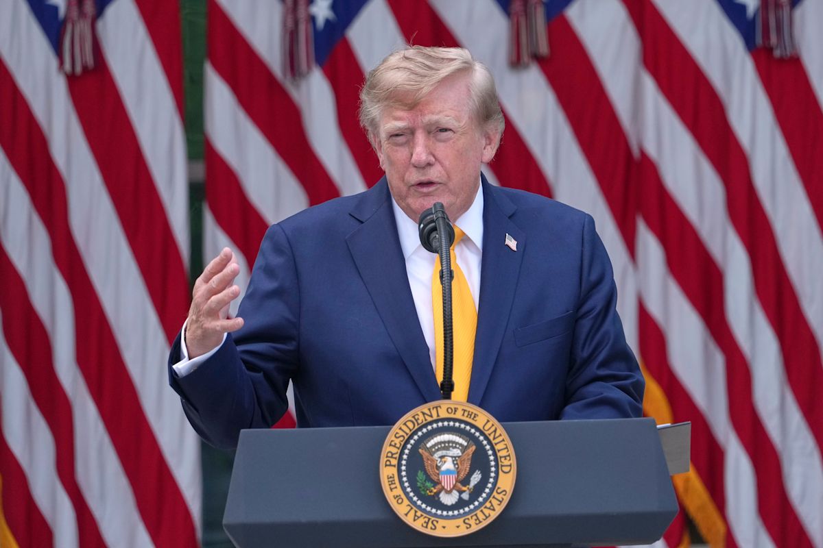 Trump invites battleground Republicans to Rose Garden dinner