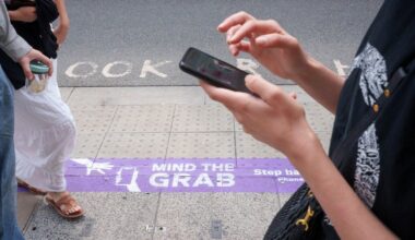 London police use tech to tackle masked phone snatchers