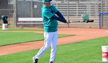 Mariners Dismiss Four Coaches - MLB Trade Rumors