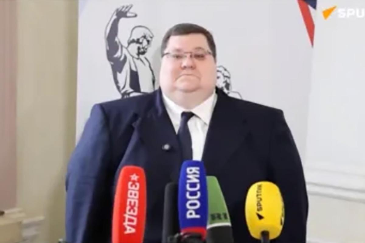 Putin official Igor Chaika goes viral for being heavy: 'Can't push him out a window'