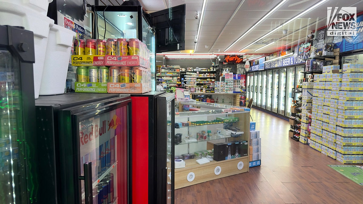 Ole Miss Kratom deaths vape store