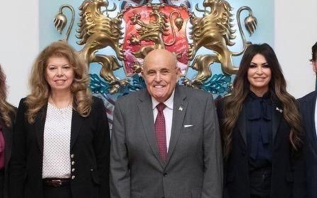 Bulgaria: US Ambassador Pressed Bulgaria to Buy LNG Through Greek Company
