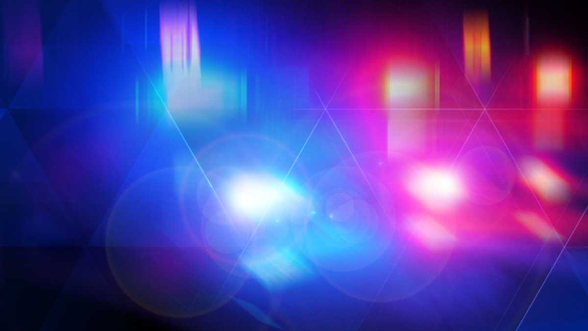 Teen dead after crash in Portland