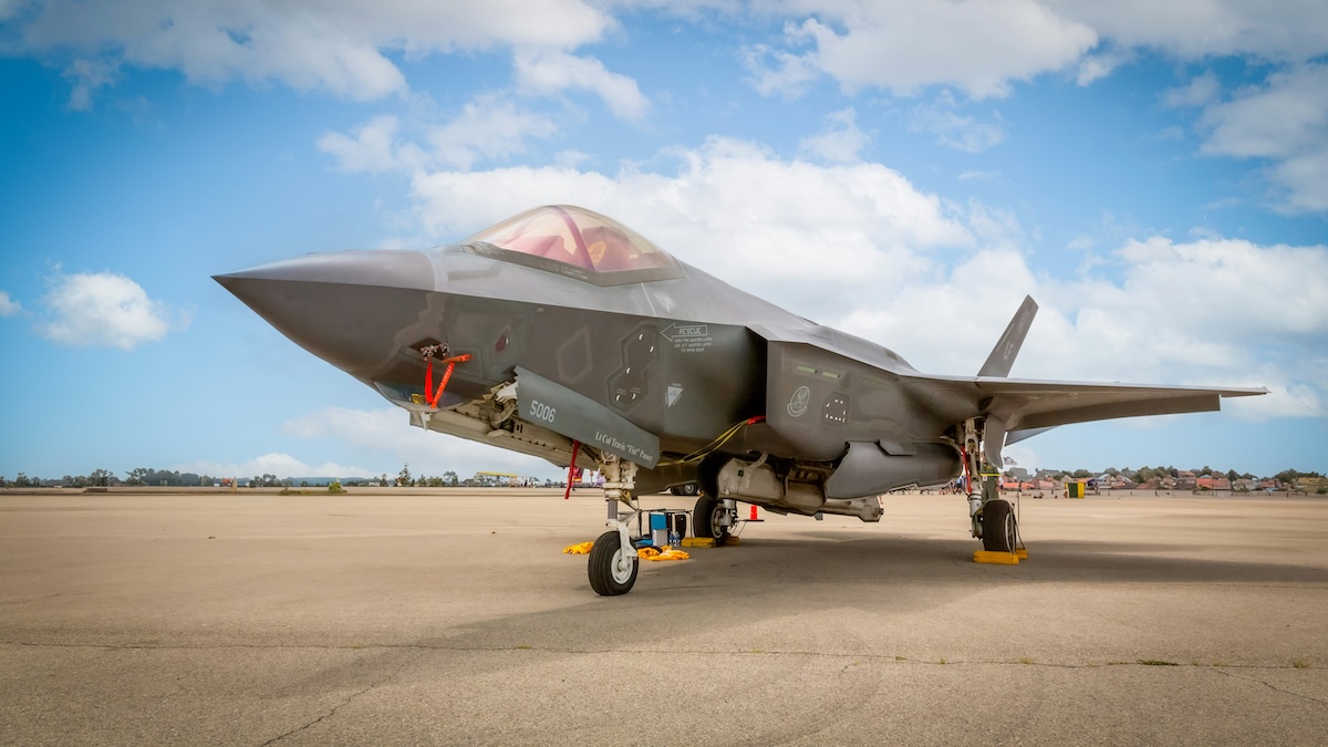 Does Netanyahu want Israel to be Sparta or to Join US Military-Industrial Complex?