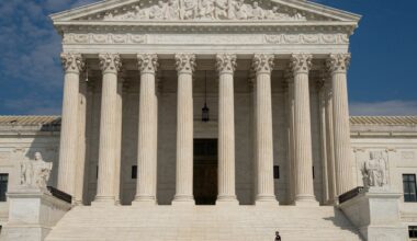 US Supreme Court rejects Trump mail ballot restrictions ahead of midterms | US Midterm Elections 2026 News