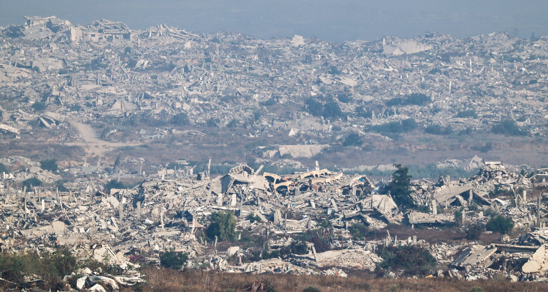 Trump administration plans $2.8bn sale of 2,000-pound bombs to Israel | Donald Trump News