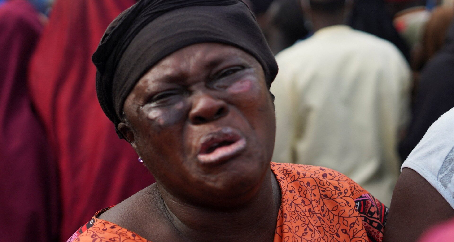 Nigerian forces fire at protesters rallying over deaths of detained miners | Human Rights News